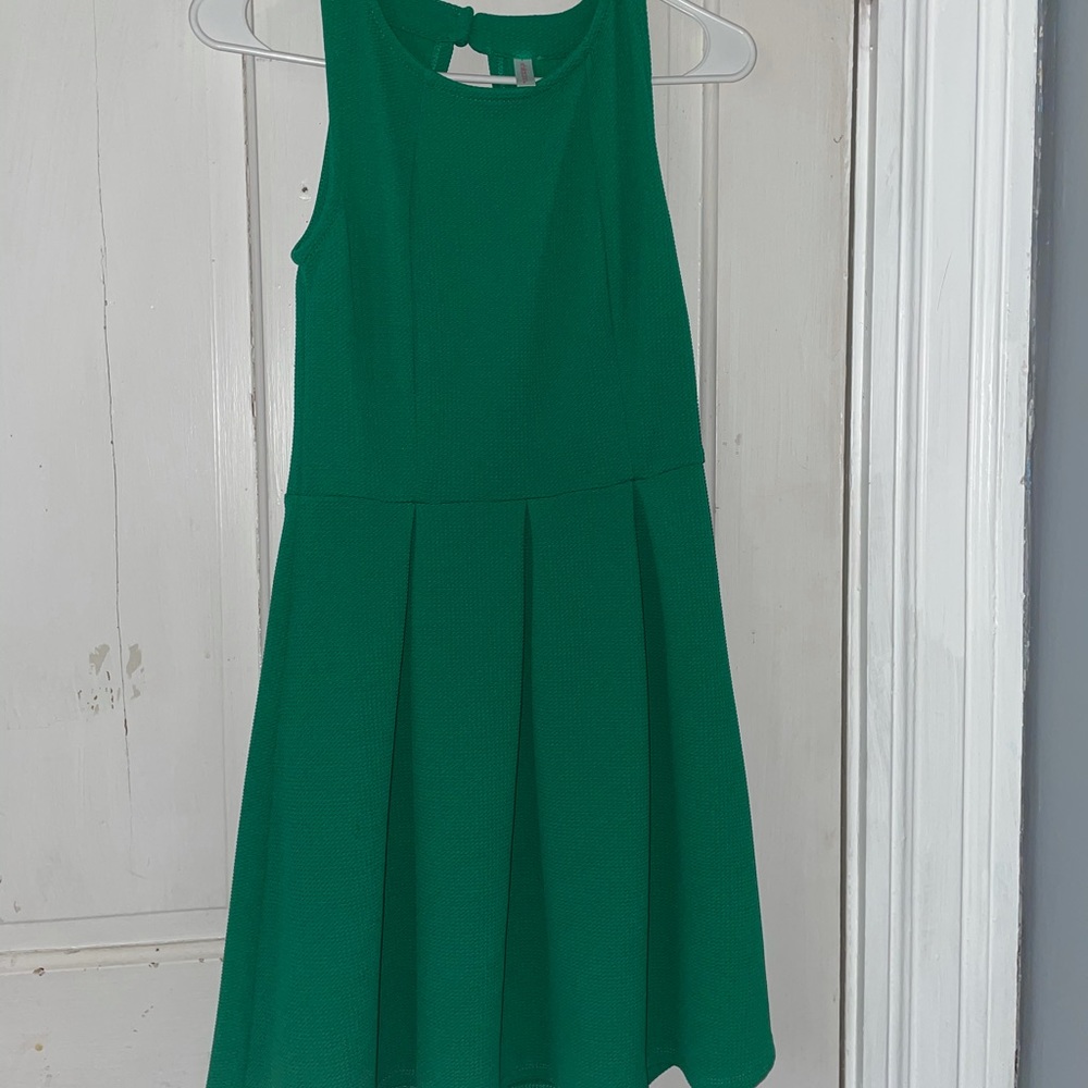 Green dress